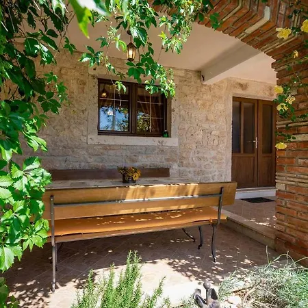 Dom wakacyjny House Kovaci *